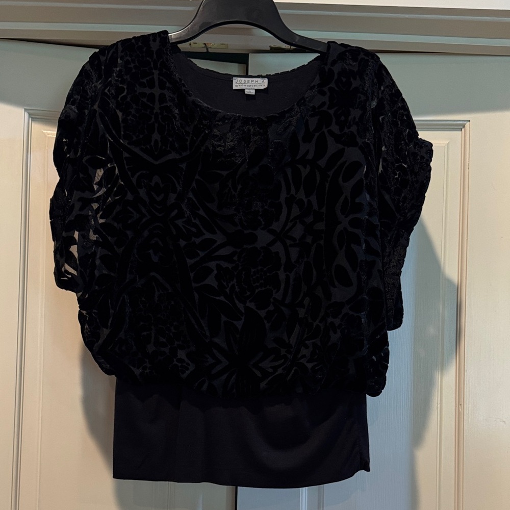 Joseph A Black Textured Blouse